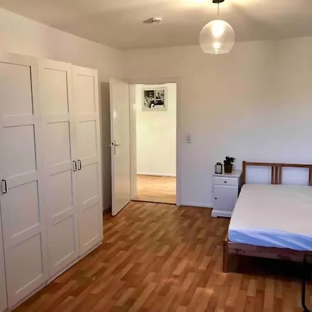 3 Zimmer-wohnung Mit Balkon Und Garage