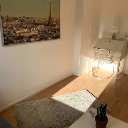 Lejlighed 3 Zimmer-wohnung Mit Balkon Und Garage
