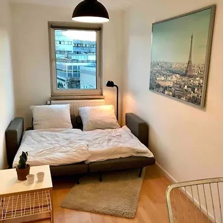 3 Zimmer-wohnung Mit Balkon Und Garage Lejlighed