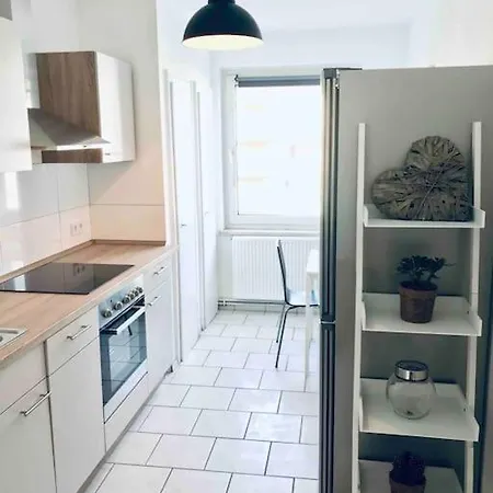 3 Zimmer-wohnung Mit Balkon Und Garage