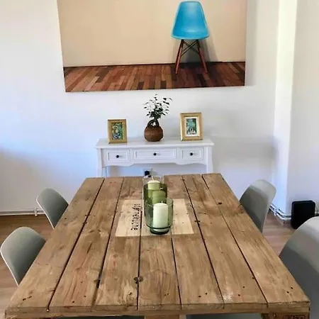 Lejlighed 3 Zimmer-wohnung Mit Balkon Und Garage